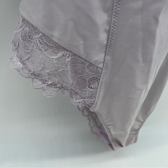 Urban Outfitters Out From Under Elegant Lavender Bodysuit-Under Wire in Bra-Sz M - Picture 4 of 12